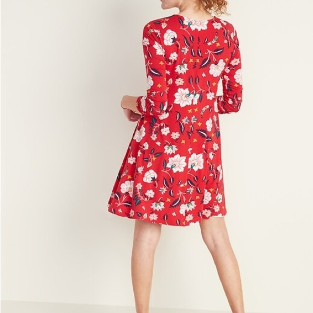 Old Navy Red Floral Long Sleeve Pullover T-Shirt Dress
